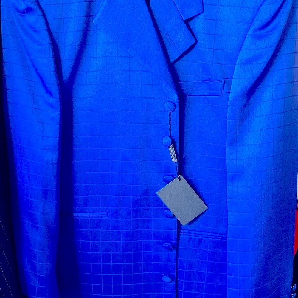 Suit - Picture 2 of 2